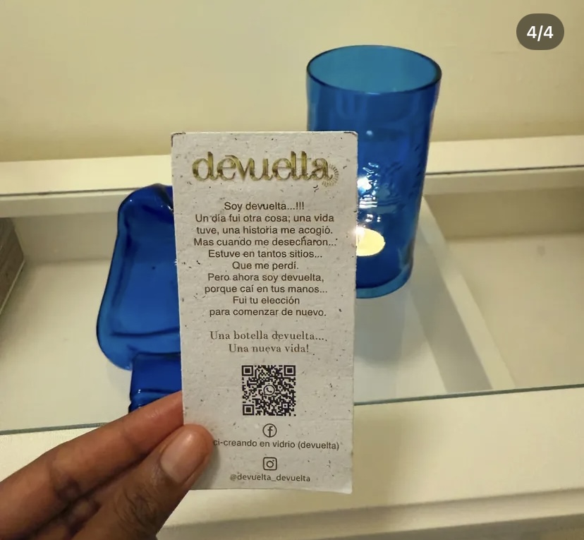 Devuelta promueve el cuidado del medio ambiente a través del reciclaje de vidrio (Foto tomada de la página de Instagram de Devuelta).