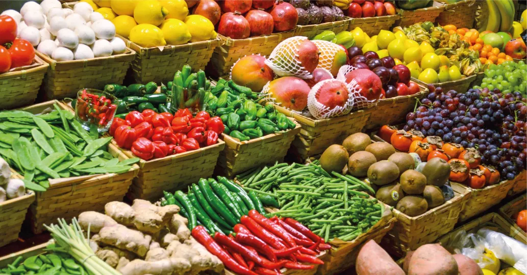 La gastronomía sostenible es fundamental para garantizar la seguridad alimentaria de las generaciones futuras y para proteger los recursos naturales del planeta.