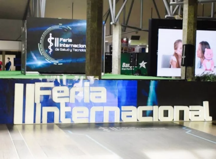 Imagen de la Feria Internacional de Salud y Tecnología en Nicaragua