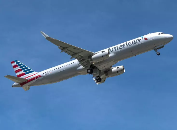 Avión