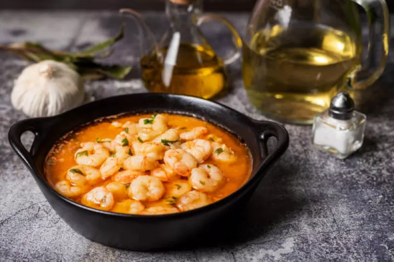 Camarones al ajillo