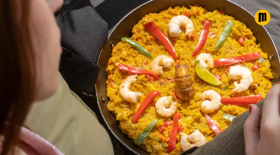 Arroz amarillo a la chorrera