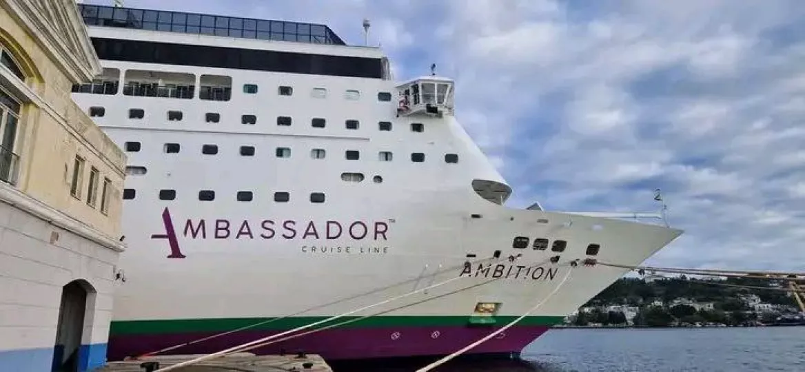 Crucero Ambition