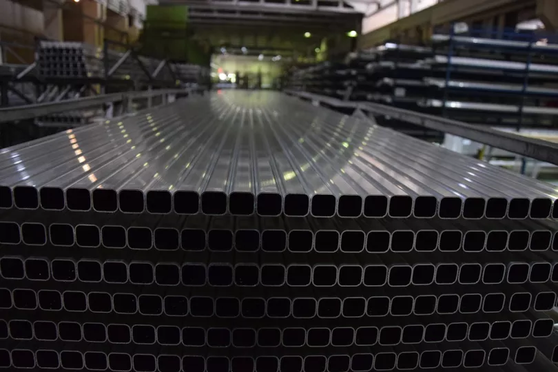 aranceles a México y Canadá por el aluminio y el acero serán del 50 %