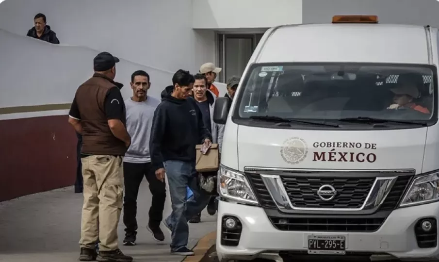 Foto de Archivo de migrantes deportados.