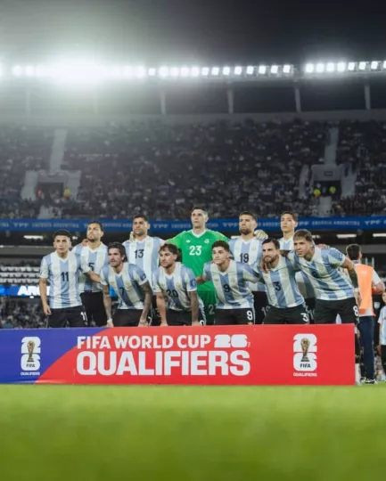 Julián Álvarez, Enzo Fernández, Alexis Mac Allister y Giuliano Simeone pusieron el marcador 4-1 a favor de la Albiceleste.