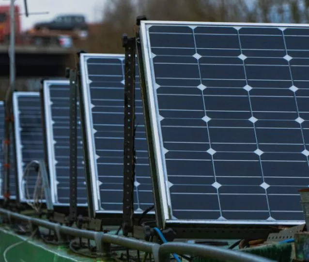 Japón presenta el primer superpanel solar, equivalente a 20 reactores nucleares