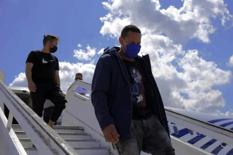 Los inmigrantes que decidan optar por el programa “Regresa a Casa” no serán objeto clave para detención y remoción.