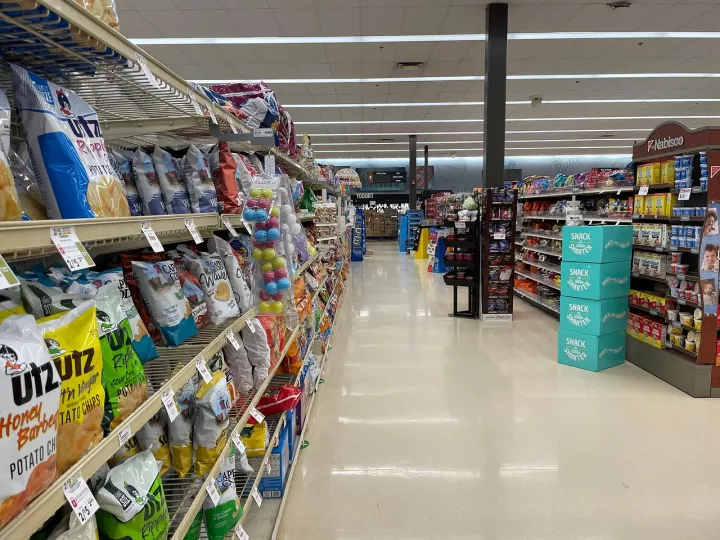 Walmart anuncia subida de precios debido a aranceles de Trump