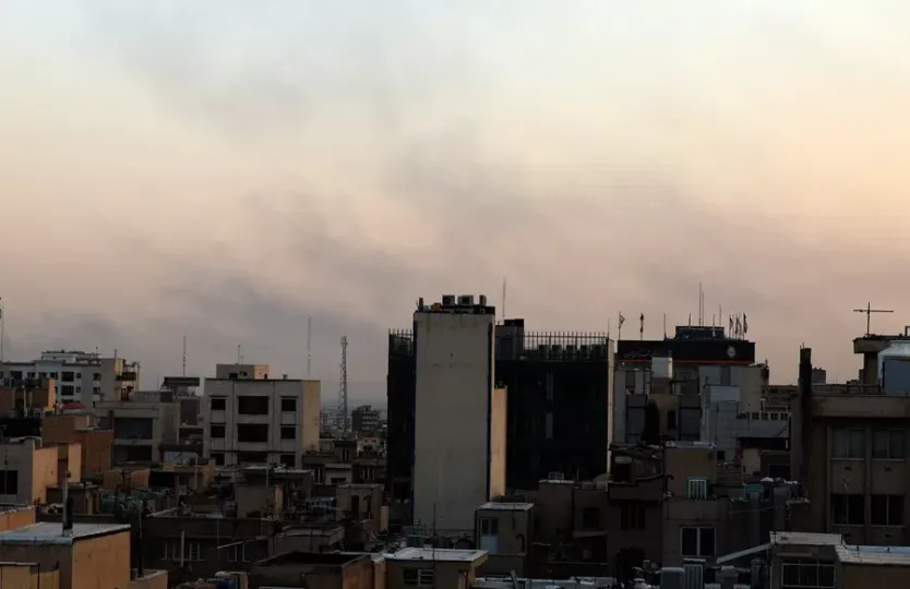 Fotografía tomada tras un ataque de Israel a Teherán, capital de Irán, el 16 de junio de 2025.
