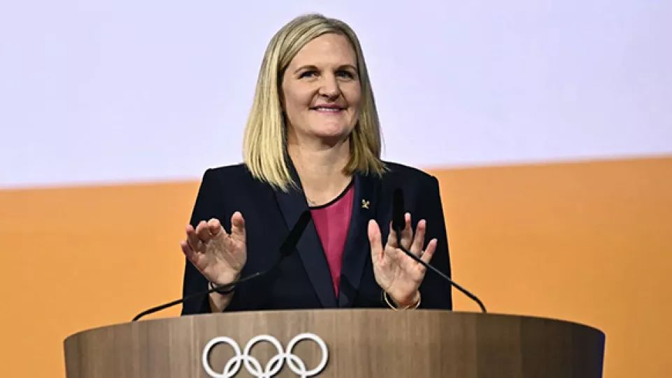 Kirsty Coventry, la primera mujer en presidir el Comité Olímpico Internacional, comenzó su mandato