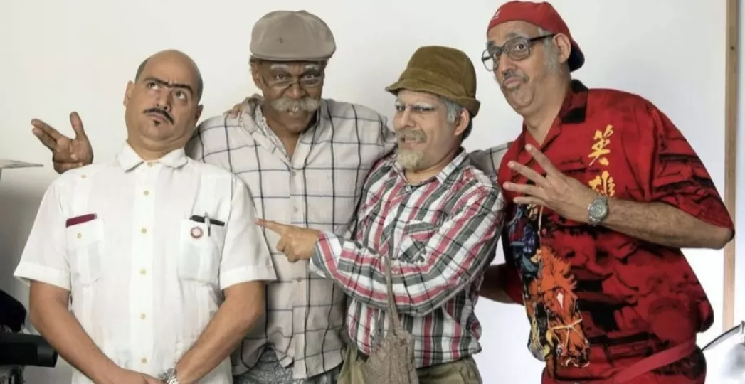 Elenco del popular programa humorístico Vivir del Cuento.