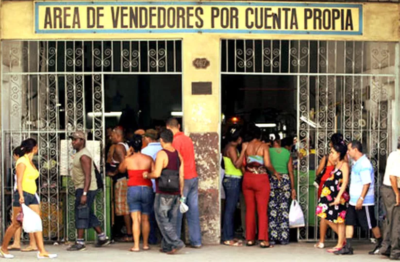 El sector privado lidera el consumo de los hogares en Cuba: representa el 55% de las ventas minoristas