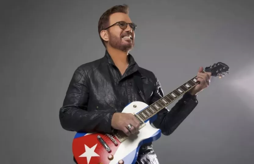Willy Chirino es una de las voces más conocidas del exilio cubano.