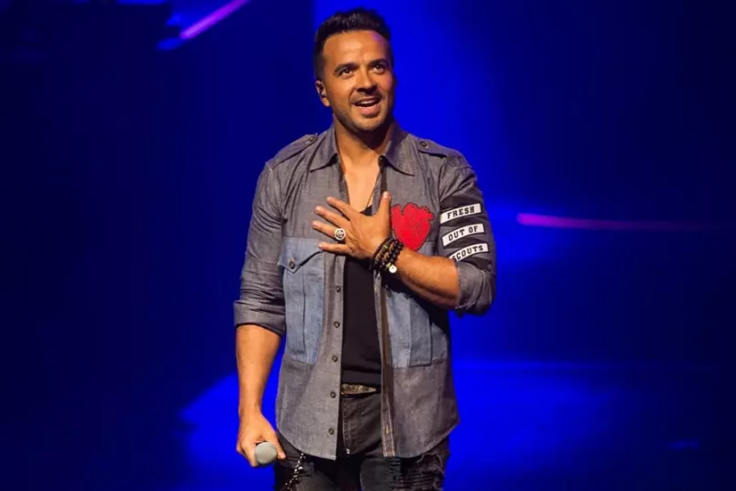 “Despacito” continúa siendo el vídeoclip musical más visto en la historia de YouTube.