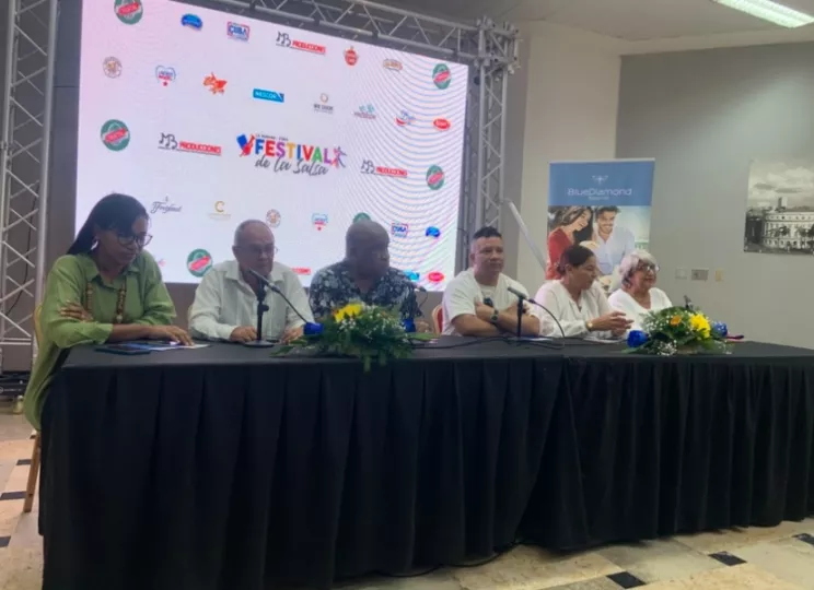 Conferencia de prensa del Festival de la Salsa en Cuba, efectuada el viernes 23 de enero.