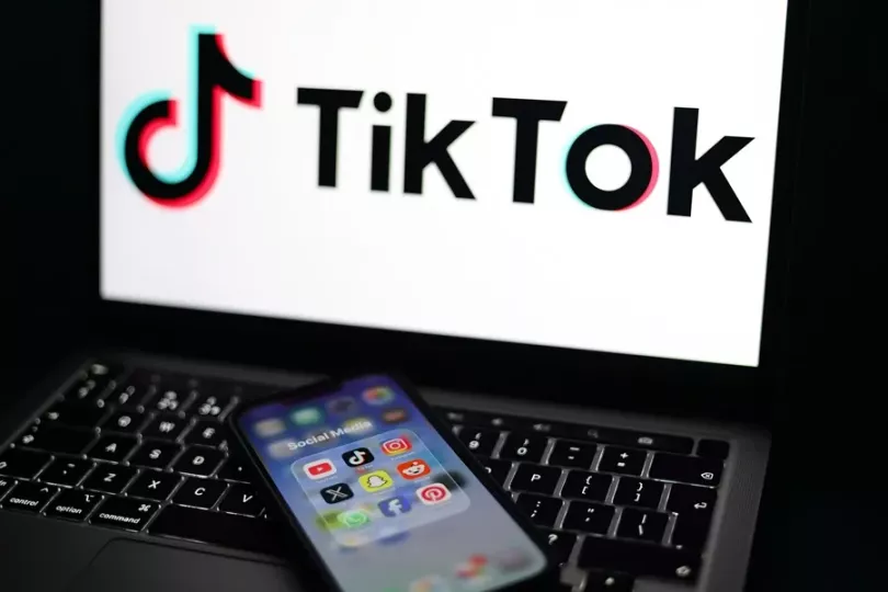 La red social TikTok se encuentra inmersa en una fuerte polémica relacionada con la censura de contenido.