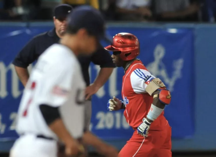 Estados Unidos denegó la visa a ocho miembros de la Federación Cubana de Béisbol.