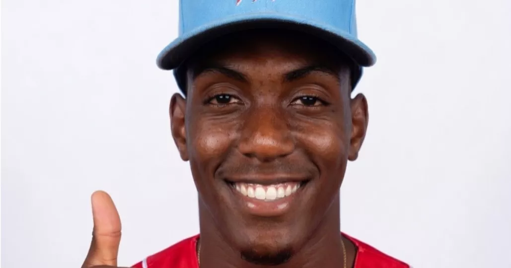 Fotografía relacionada con el joven lanzador de béisbol cubano fallecido.