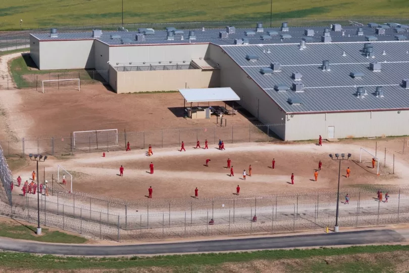Vista aérea de un centro de detención en Anson, Texas