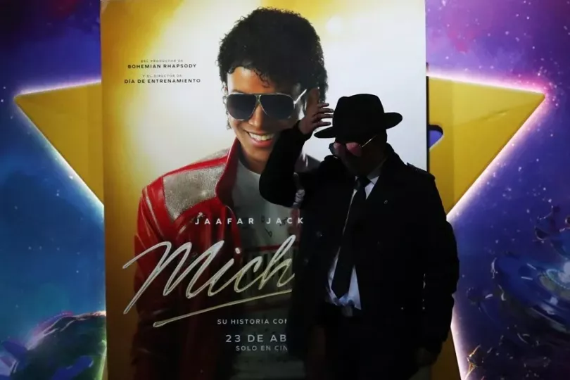 Cartel o imagen promocional de la película biográfica sobre Michael Jackson.