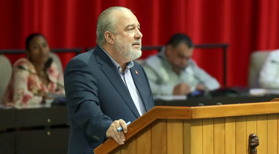 Manuel Marrero Cruz durante su intervención en la Asamblea Nacional del Poder Popular.