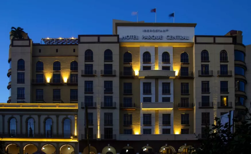 Instalaciones hoteleras bajo la marca Iberostar en Cuba.