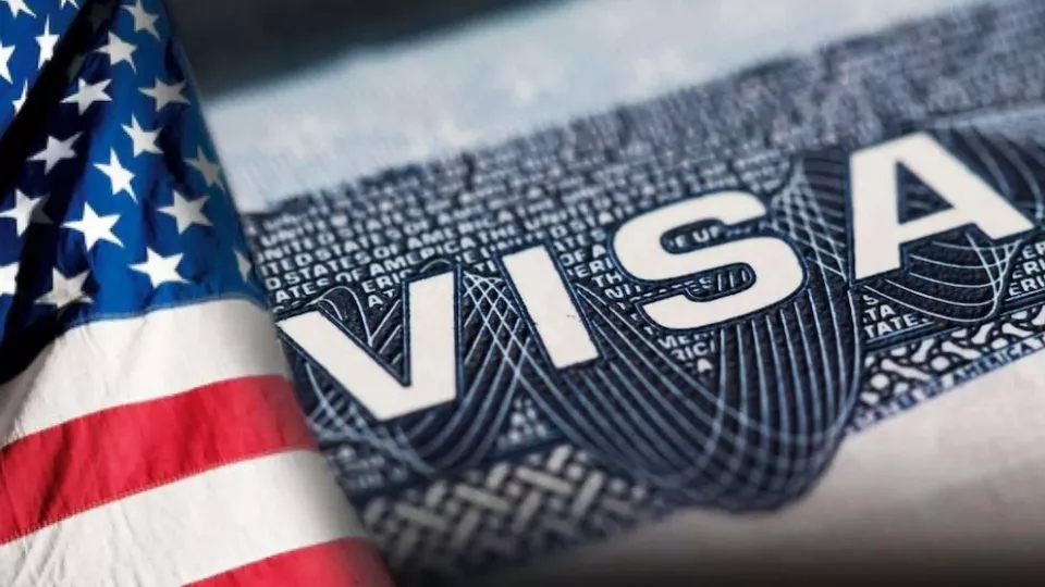 El secretario de Estado Marco Rubio anunció una nueva política de restricción de visados para combatir el turismo de maternidad hacia Estados Unidos. 