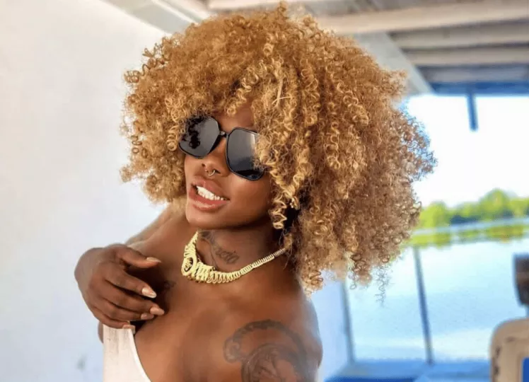 Fotografía de la influencer cubana conocida como La Cintumbare.
