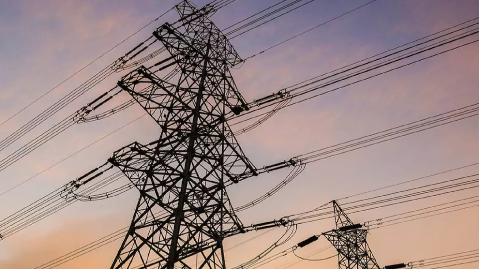 EEUU declara emergencia eléctrica en 13 estados y Washington D.C. por riesgo de apagones