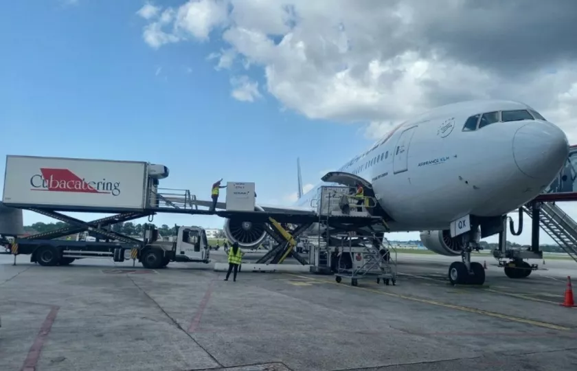 Diez aeropuertos de Cuba sin disponibilidad de combustible hasta el 1 de noviembre
