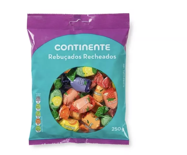 Los paquetes de caramelos, chocolates, chupetines y otras golosinas pueden convertirse en un regalo especial para los niños.
