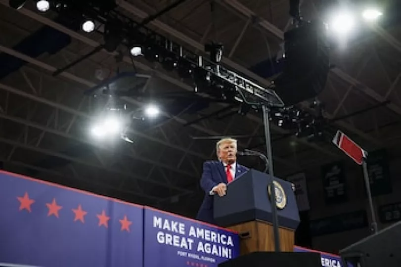 Donald Trump durante un mitin electoral en Florida.