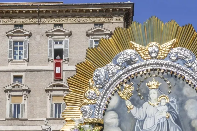 El papa León XIV durante un acto oficial en el Vaticano.