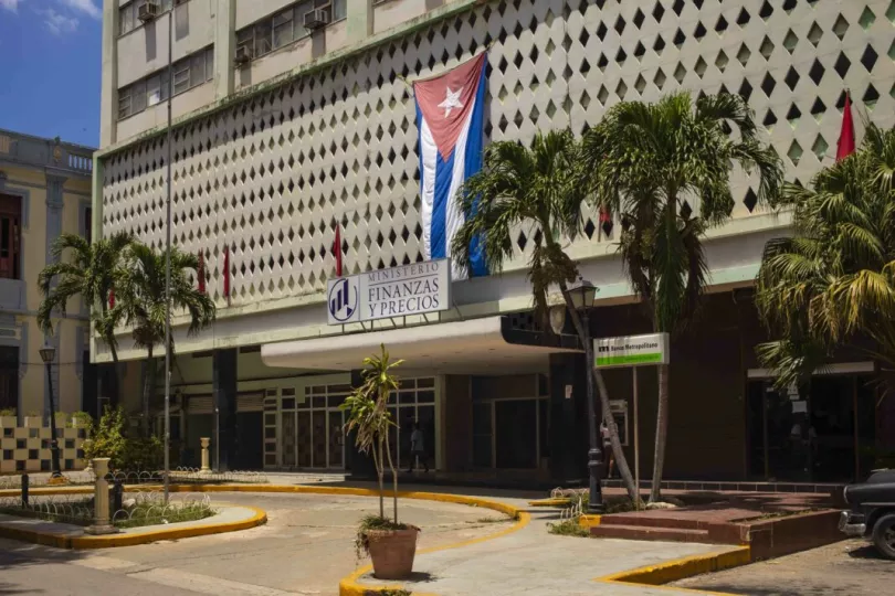 Edificio del Ministerio de Finanzas y Precios de Cuba.