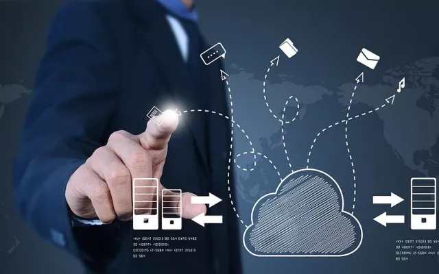Estas alianzas permiten el codesarrollo de productos y soluciones innovadoras que no solo mejoran la eficiencia operativa, sino que también reducen los costos operativos. 