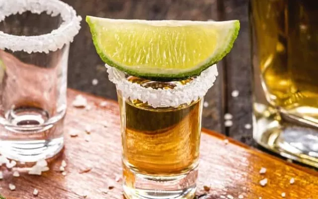 Son famosos los brindis con tequila