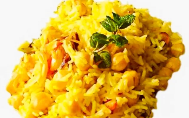 Arroz pilaf a lo cubano