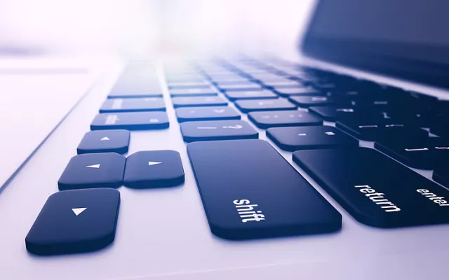 Laptop 