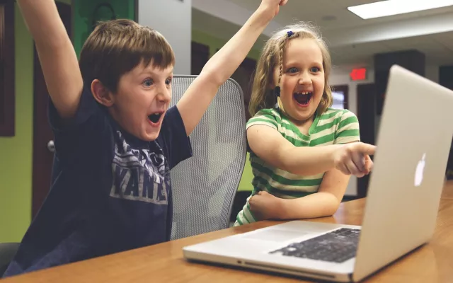 niños tecnología