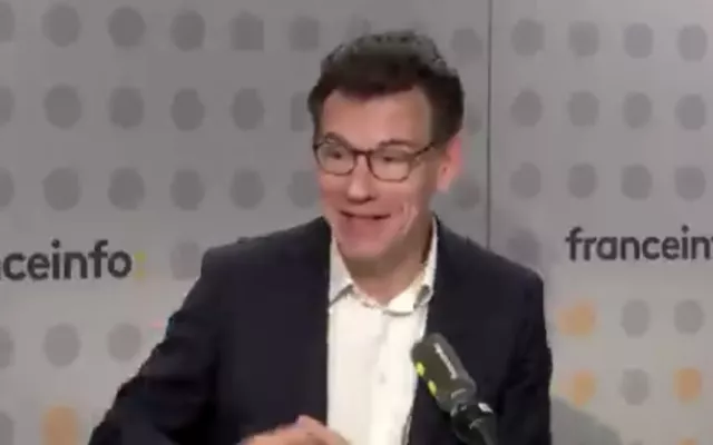 Ministro francés de la Educación Superior y de la Investigación, Philippe Batiste, durante la entrevista reciente a la emisora France Info.