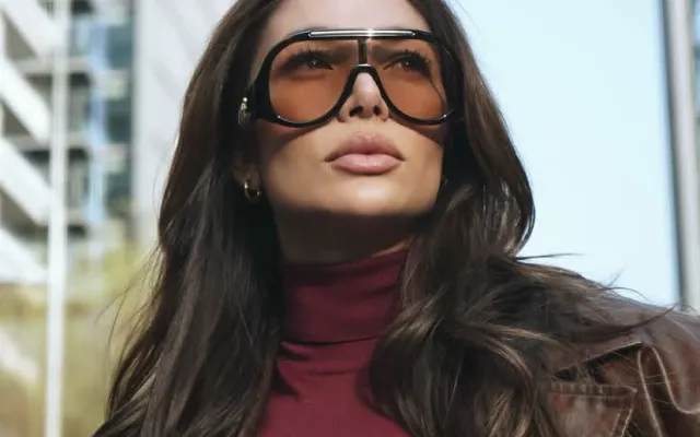 Lisandra Silva es una modelo e influencer con una amplia carrera internacional.