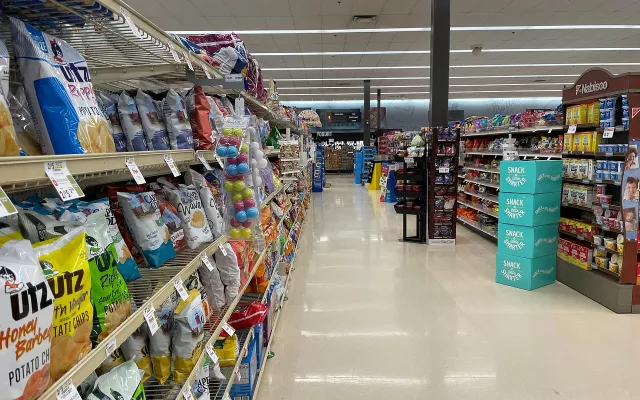 Walmart anuncia subida de precios debido a aranceles de Trump