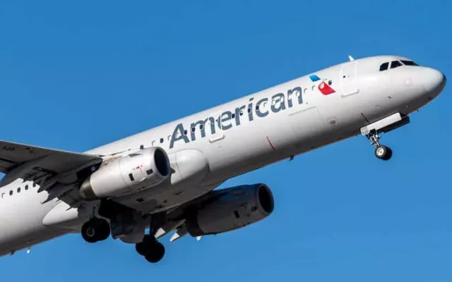 Avión de American Airlines se ve obligado a regresar tras ciertas fallas.