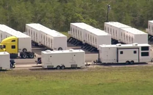 Florida levanta centro de detención migratoria en pleno corazón de los Everglades