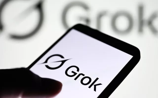 Conversaciones privadas de Grok, el chatbot de Musk, quedan expuestas en internet