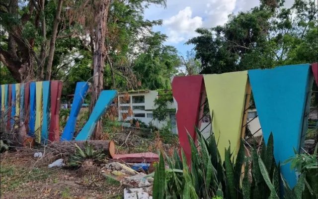 El zoológico de Santiago de Cuba ha sido víctima del deterioro estructural, la falta de mantenimiento y condiciones deplorables para los animales.
