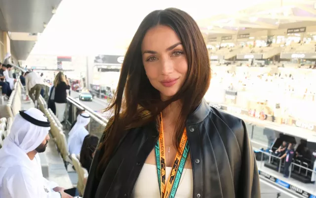 La actriz cubana Ana de Armas asistió el 7 de diciembre a la final de temporada de la Fórmula 1 en Abu Dabi.