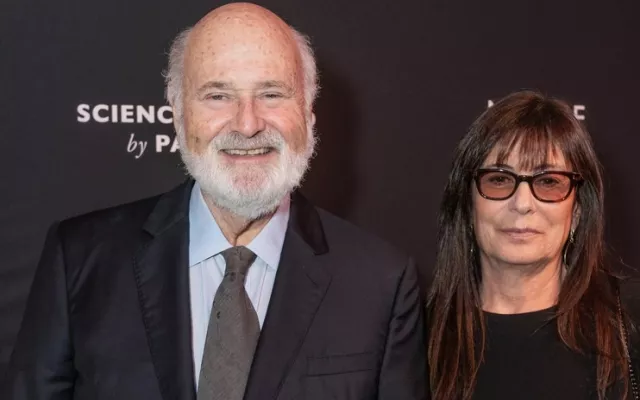 El famoso director de cine Rob Reiner y su esposa Michele Singer.