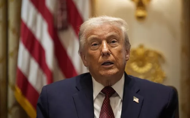 El presidente estadounidense, Donald Trump, fue cuestionado en una rueda de prensa en su residencia privada de Mar-a-Lago (Florida) sobre si la estrategia de Estados Unidos es derrocar a Maduro.